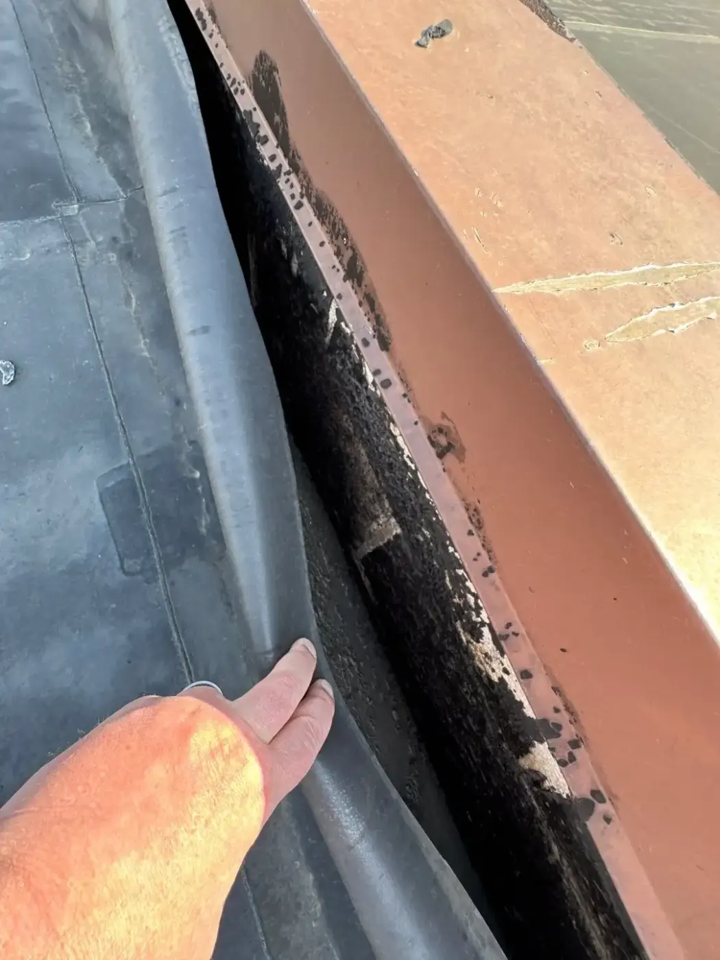 Flashing and seam work in Hartford City